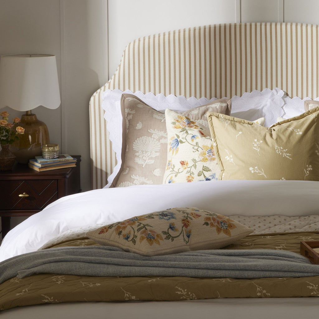 Dusklia - Pair of Alice Oxford Pillowcases - 200 Thread Count - White