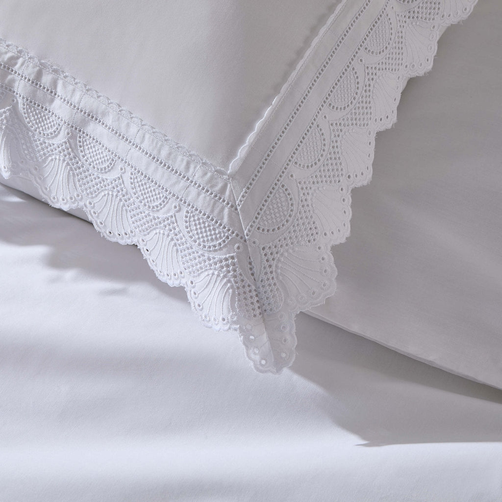 Dusklia - Alice Lace Border 200 Thread Count Oxford Cushion Cover - White