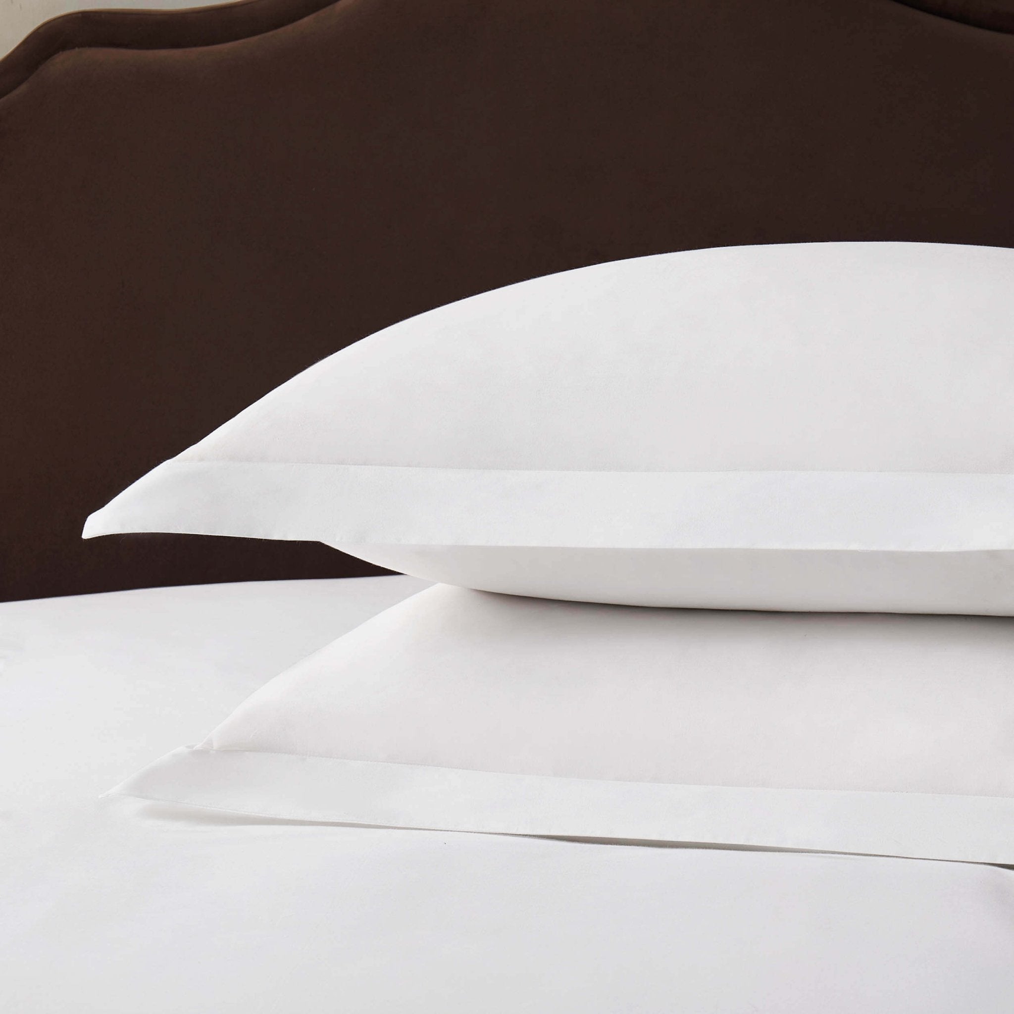 Dusklia - Pair of Anti-Allergy 200 Thread Count Oxford Pillowcases - White