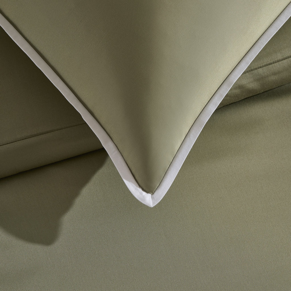 Dusklia - Pair of Super Soft Bamboo 300 Thread Count Cotton Plain Dye Classic Pillowcases - Olive
