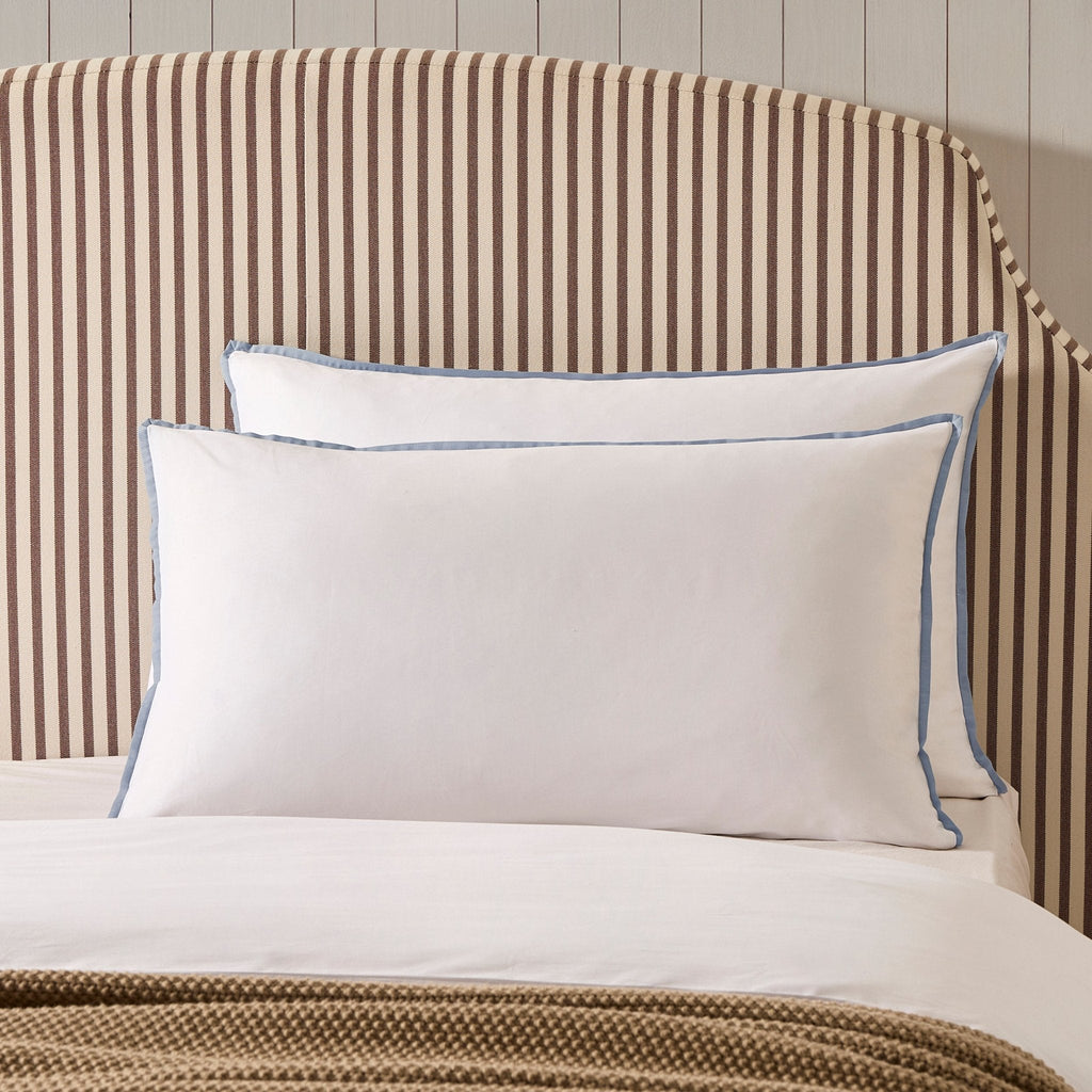 Dusklia - Pair of Super Soft Bamboo 300 Thread Count Cotton Plain Dye Classic Pillowcases - White/ Blue