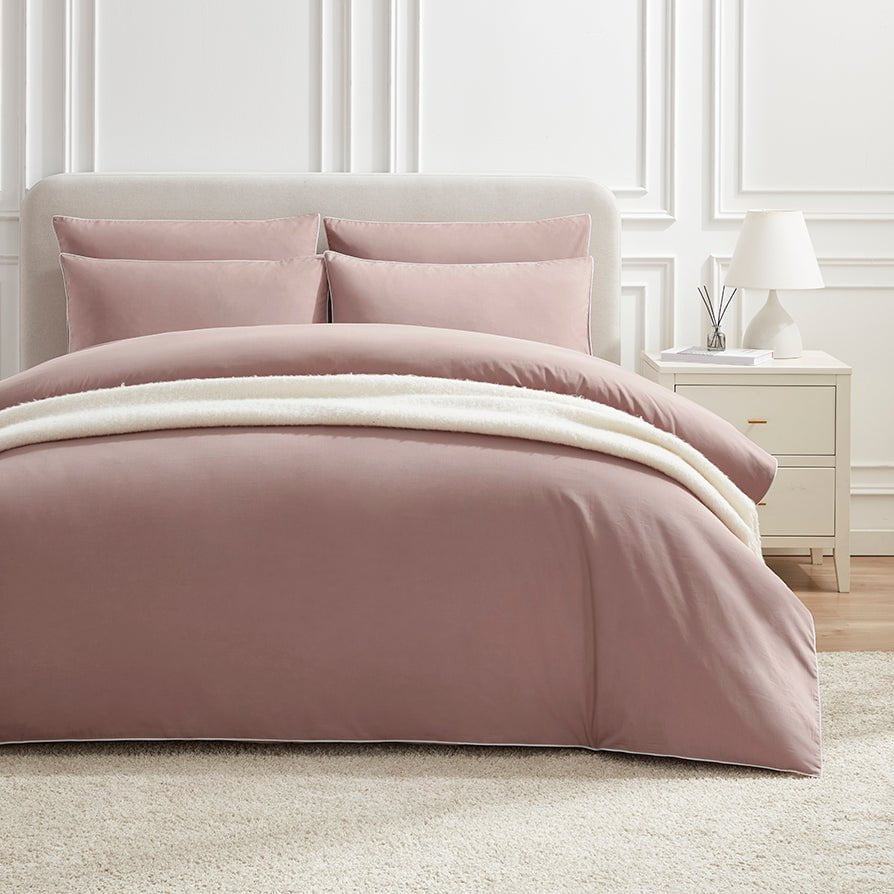 Dusklia - Pair of Cambridge Pillowcases - 200 Thread Count - Cotton - Dusky Rose