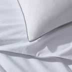 Dusklia - Pair of Cambridge Pillowcases - 200 Thread Count - Cotton - White/Grey