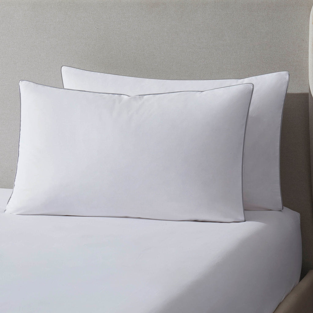 Dusklia - Pair of Cambridge Pillowcases - 200 Thread Count - Cotton - White/Grey