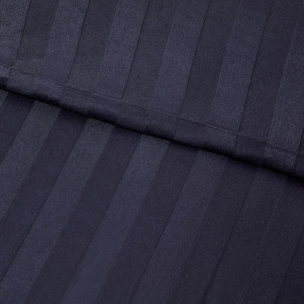 Dusklia - Pair of Hotel Satin Stripe 200 Thread Count Oxford Pillowcases - Navy