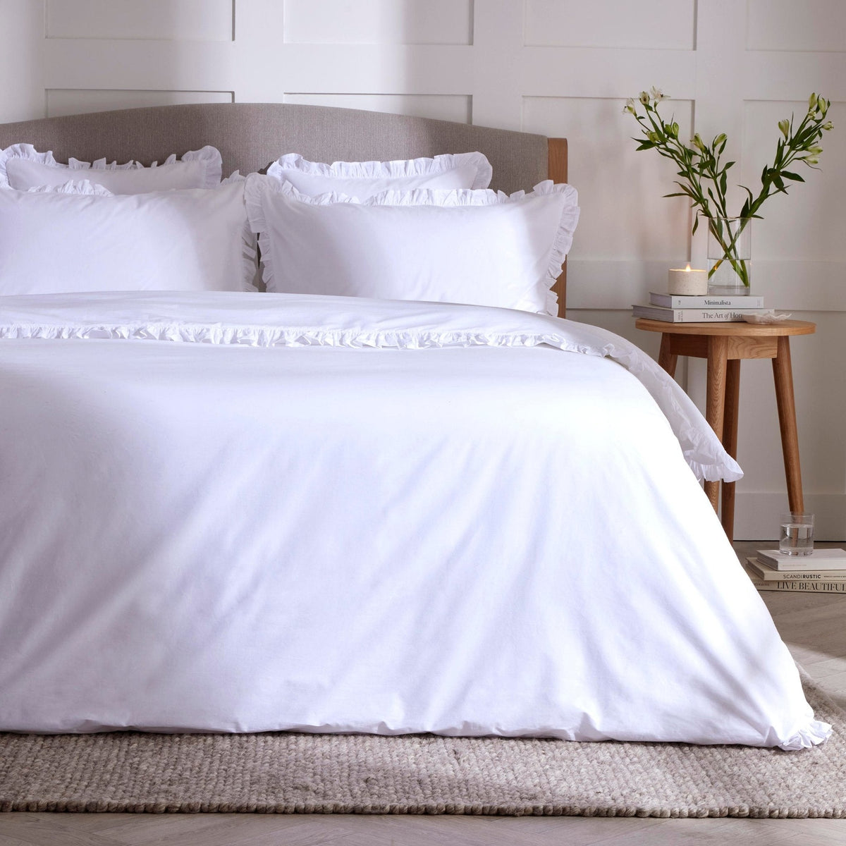 Dusklia - Pair of Marion Ruffle Edge Oxford Pillowcases - Ecru