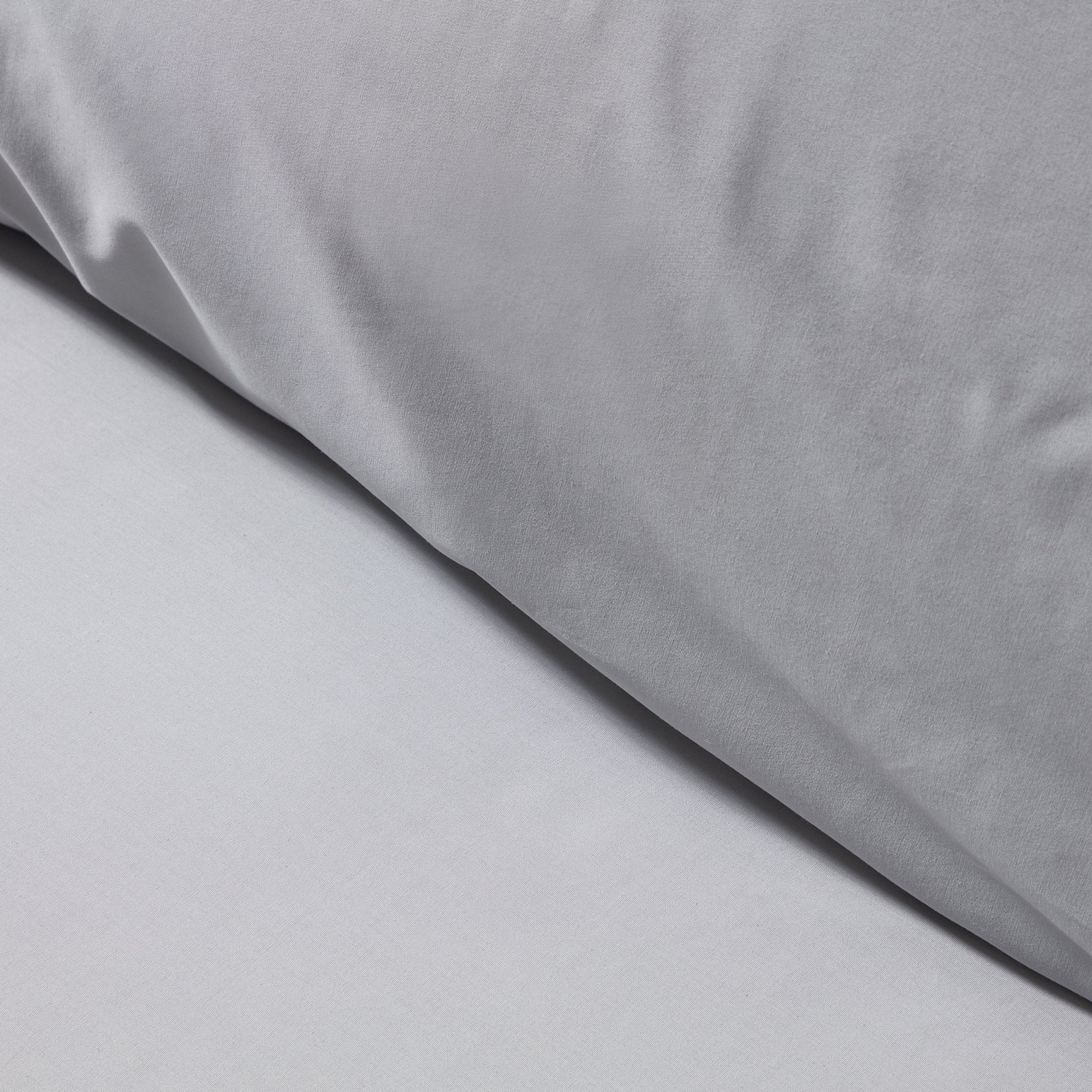 Dusklia - Pair of Plain-Dye Classic Pillowcases - 200 Thread Count  - Light Grey