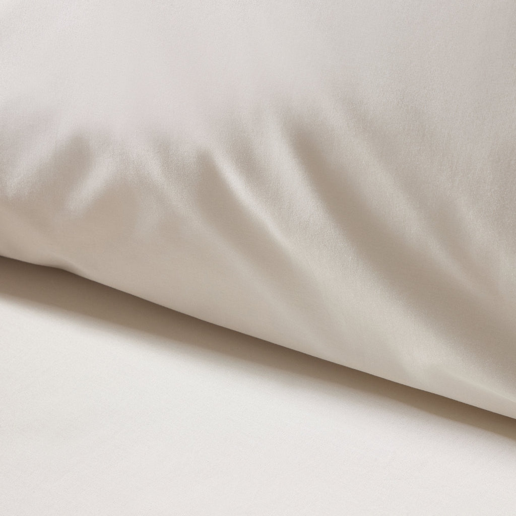 Dusklia - Pair of Plain-Dye Classic Pillowcases - 200 Thread Count  - Natural