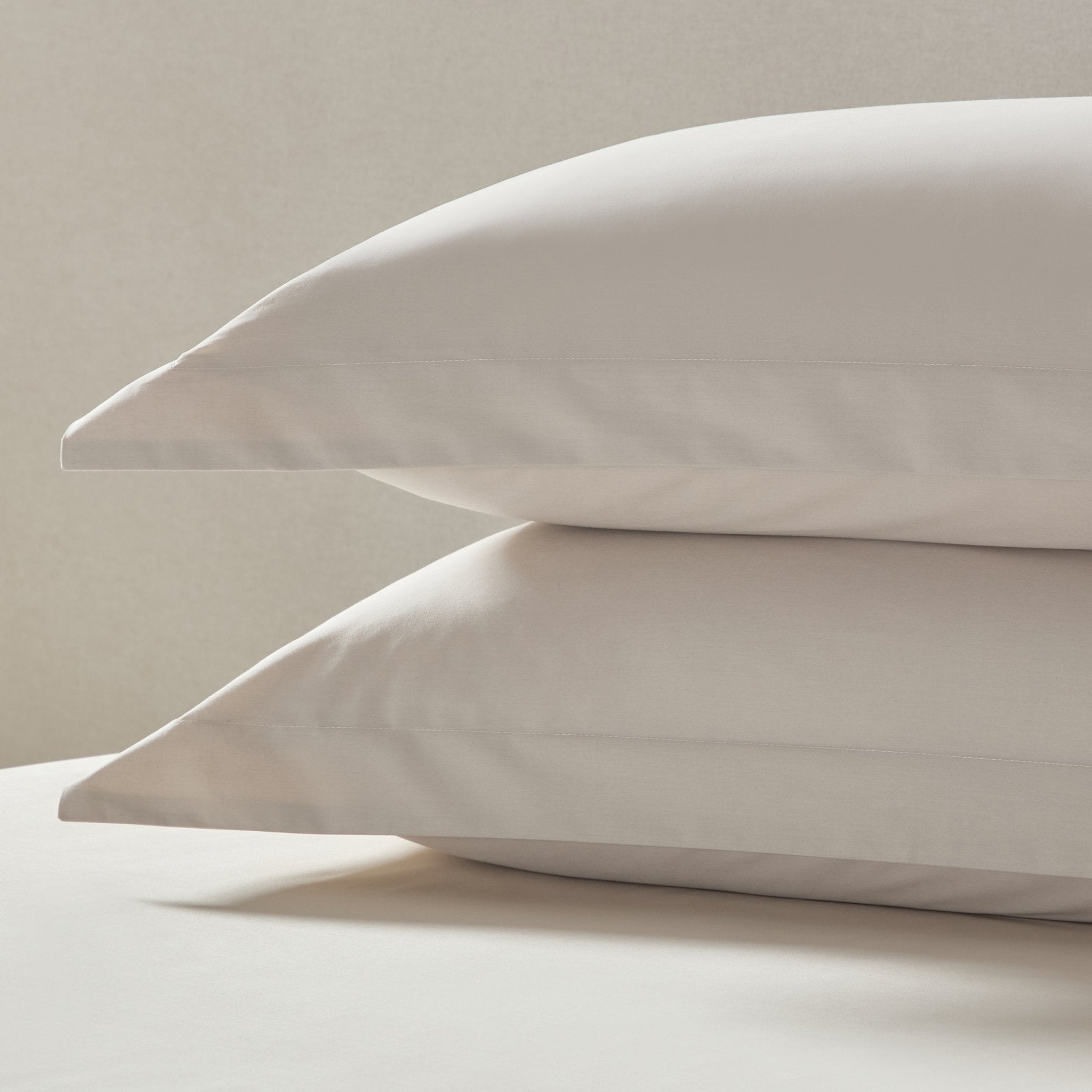 Dusklia - Pair of Plain-Dye Oxford Pillowcases - 200 Thread Count  - Natural