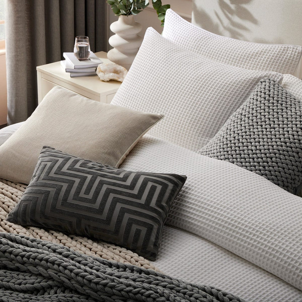 Dusklia - Portofino Waffle 100% Cotton Pair of Pillowcases 200 Thread Count - White