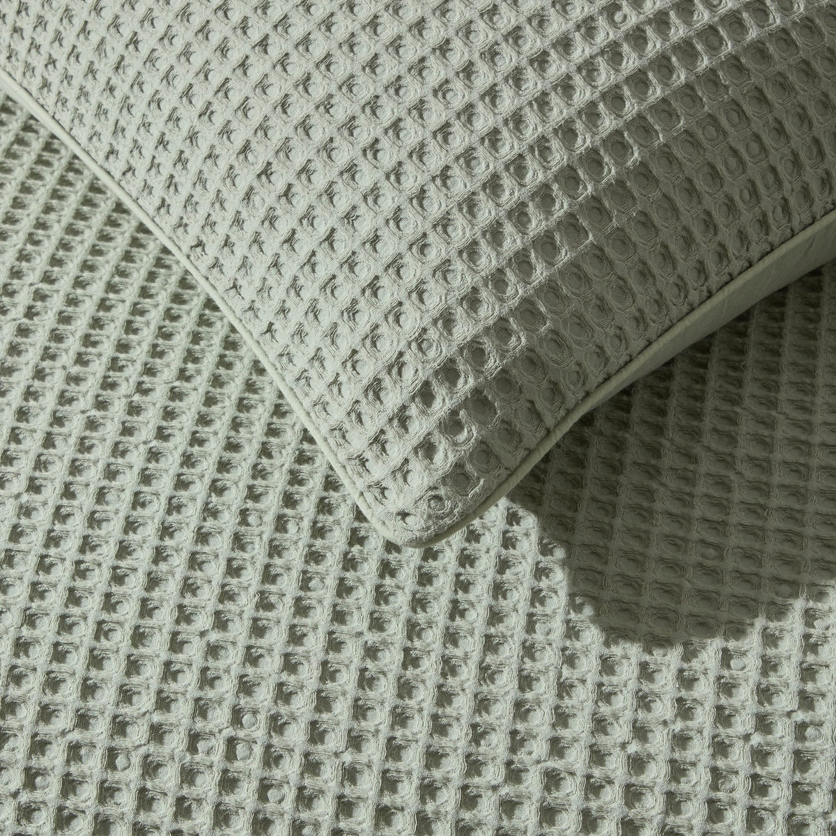Dusklia - Portofino Waffle 100% Cotton Pair of Pillowcases 200 Thread Count - Sage Green
