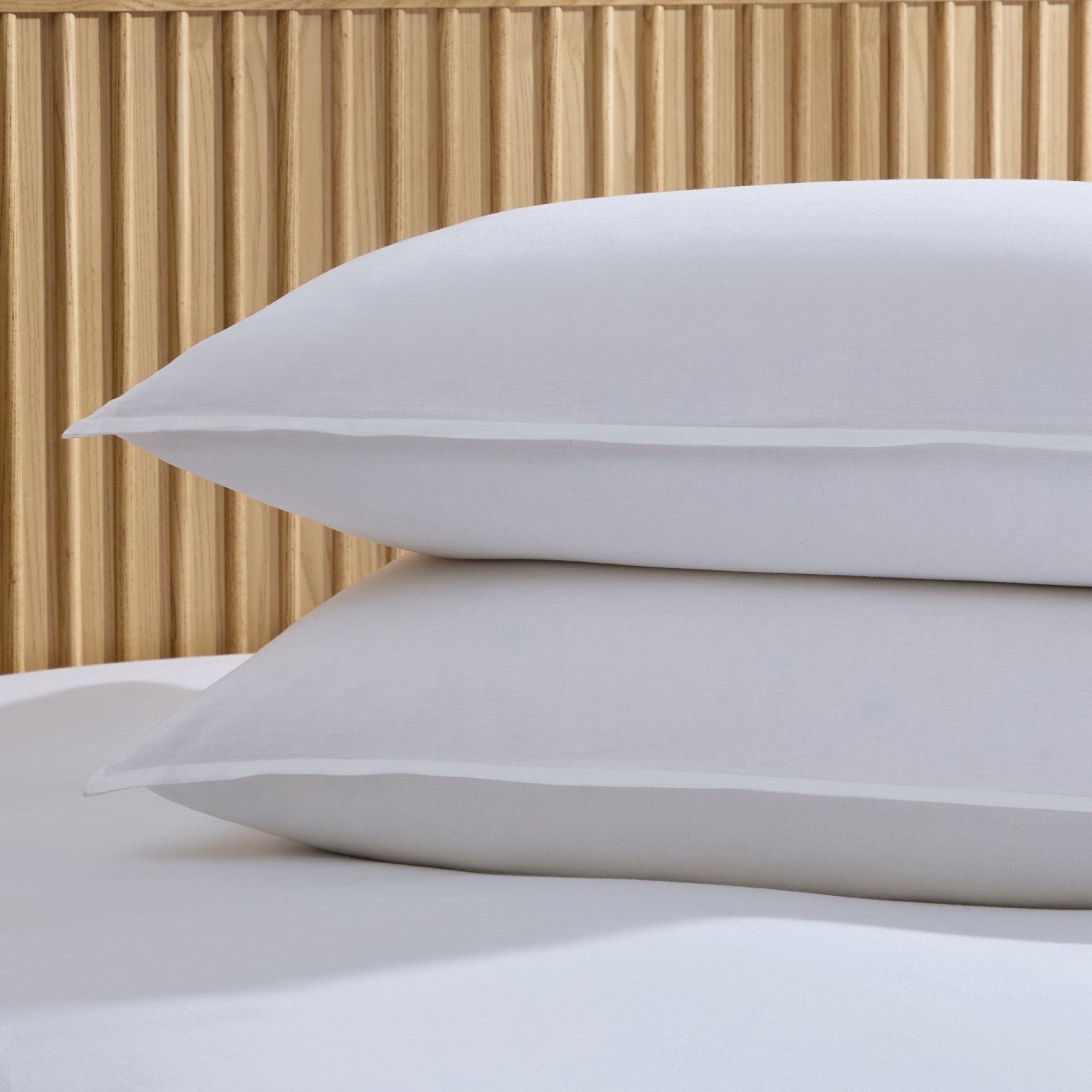 Dusklia - Pair of Linen Cotton Blend Pillowcases - Chalk White