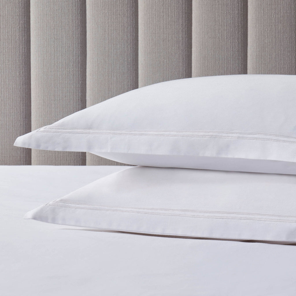 Dusklia - Regent Embroidered 100% Cotton Pair of Oxford Pillowcases 400 Thread Count - White