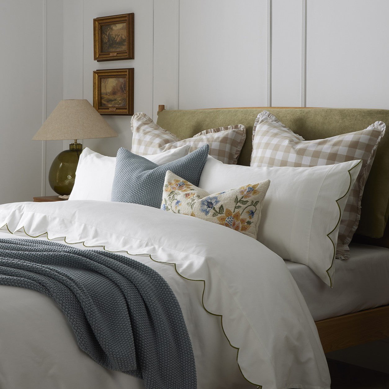 Dusklia - Pair of Simone Scallop Embroidered Edge Classic Pillowcases - Off White/Olive