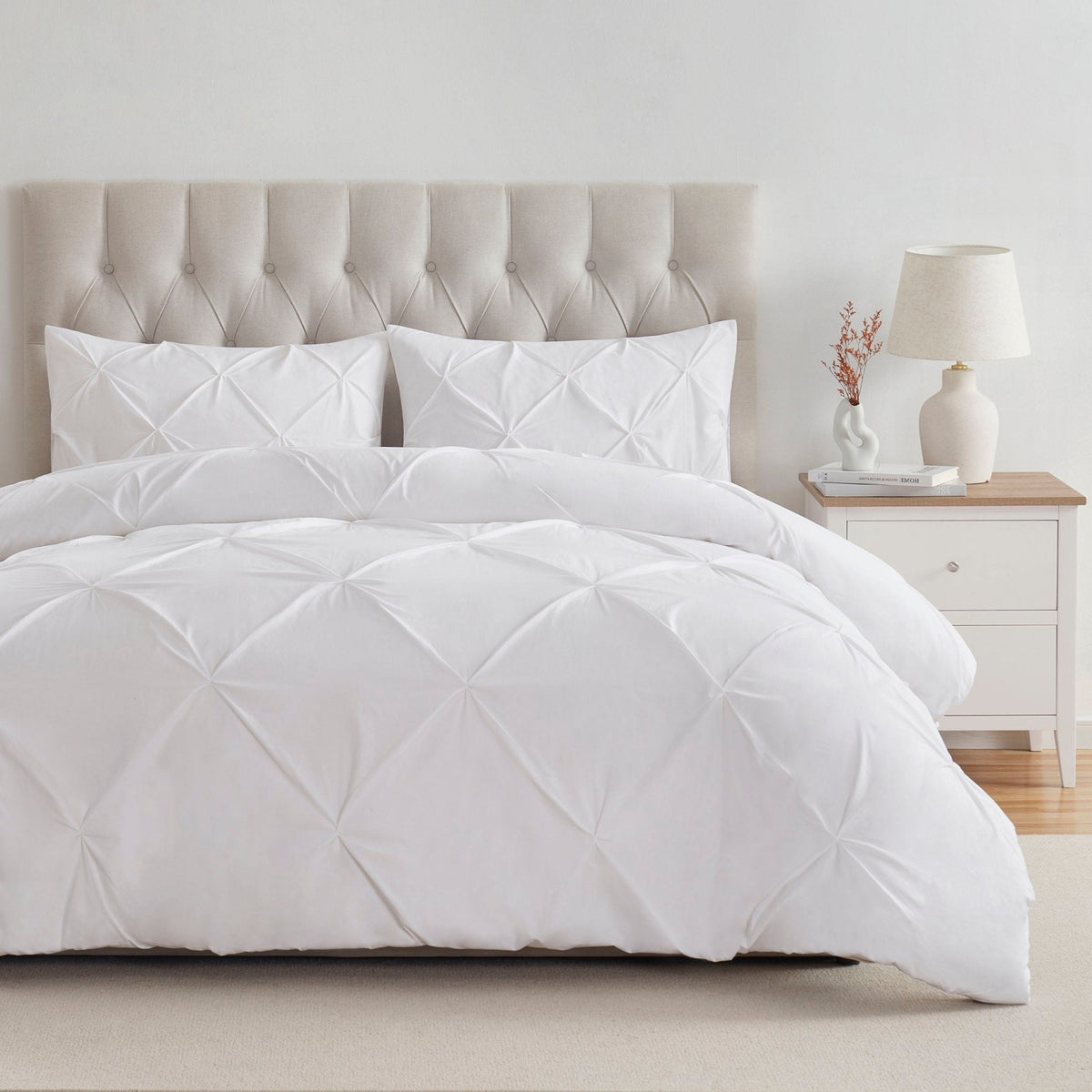 Dusklia - Pintuck 200 Thread Count Duvet Cover & Pillowcase Set - White
