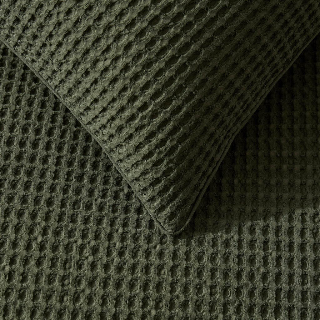 Dusklia - Portofino Waffle 100% Cotton Pair of Pillowcases 200 Thread Count - Forest Green