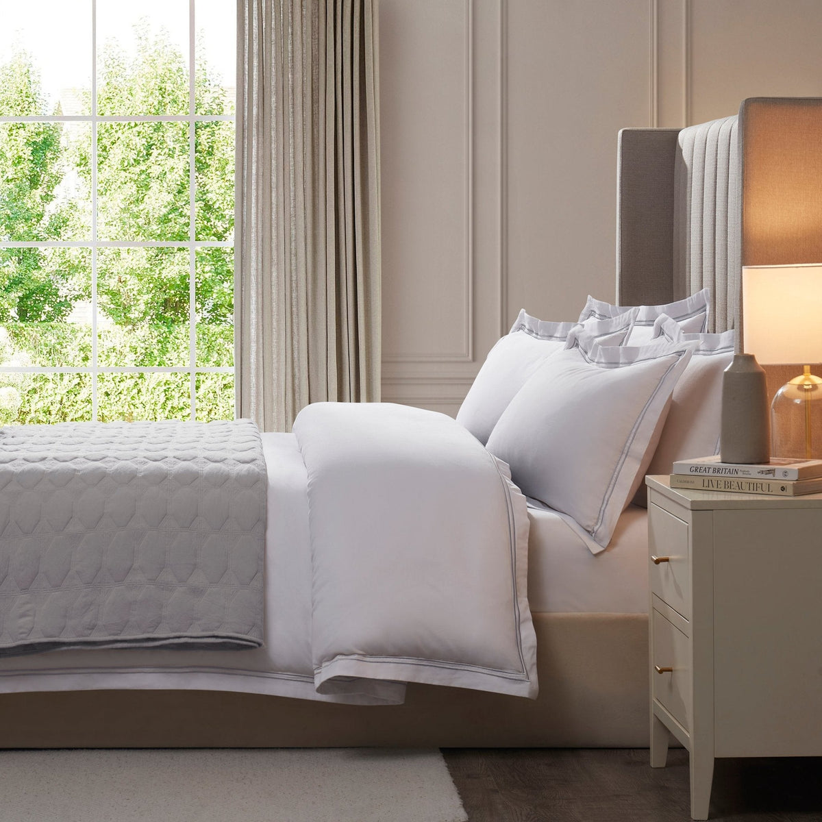 Dusklia - Regent Embroidered 100% Cotton Duvet Cover 400 Thread Count - Grey