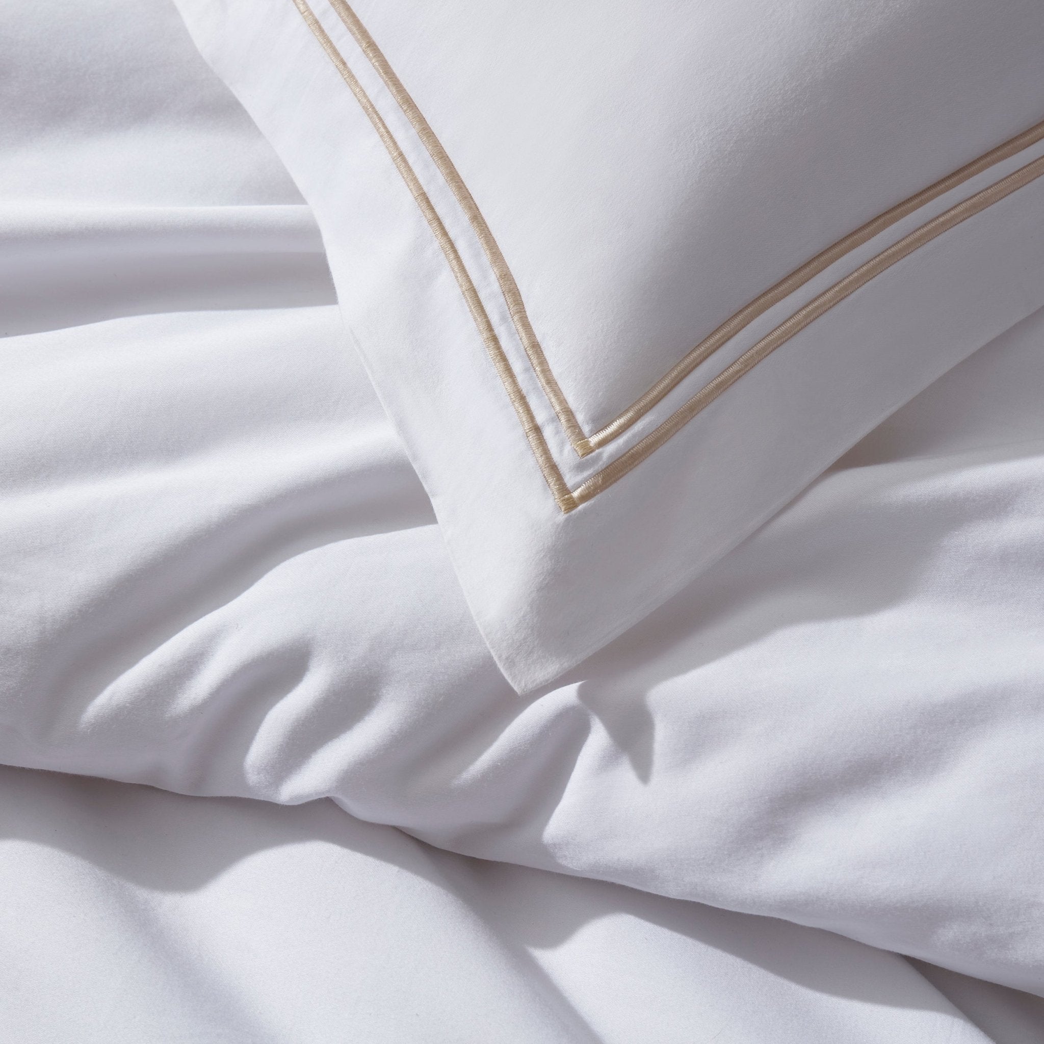 Dusklia - Regent Embroidered 100% Cotton Duvet Cover 400 Thread Count - Natural