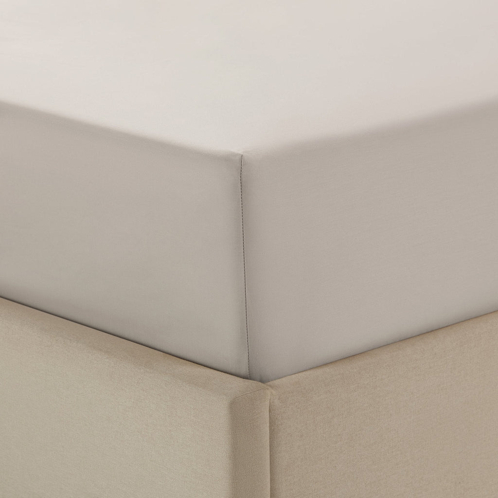 Dusklia - Regent 100% Cotton Fitted Sheet 400 Thread Count - Champagne