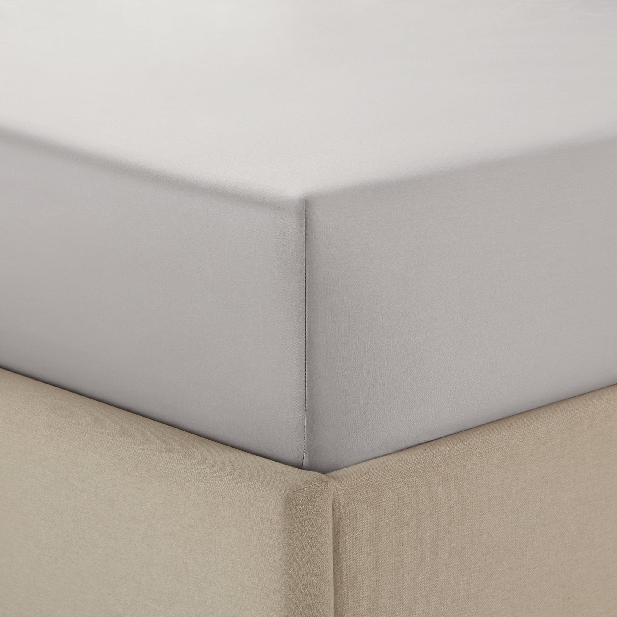Dusklia - Regent 100% Cotton Fitted Sheet 400 Thread Count - Grey