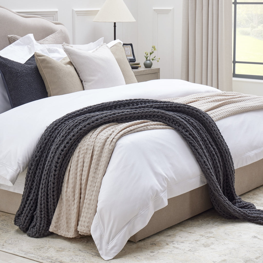 Dusklia - Regent Embroidered 100% Cotton Duvet Cover 400 Thread Count - White