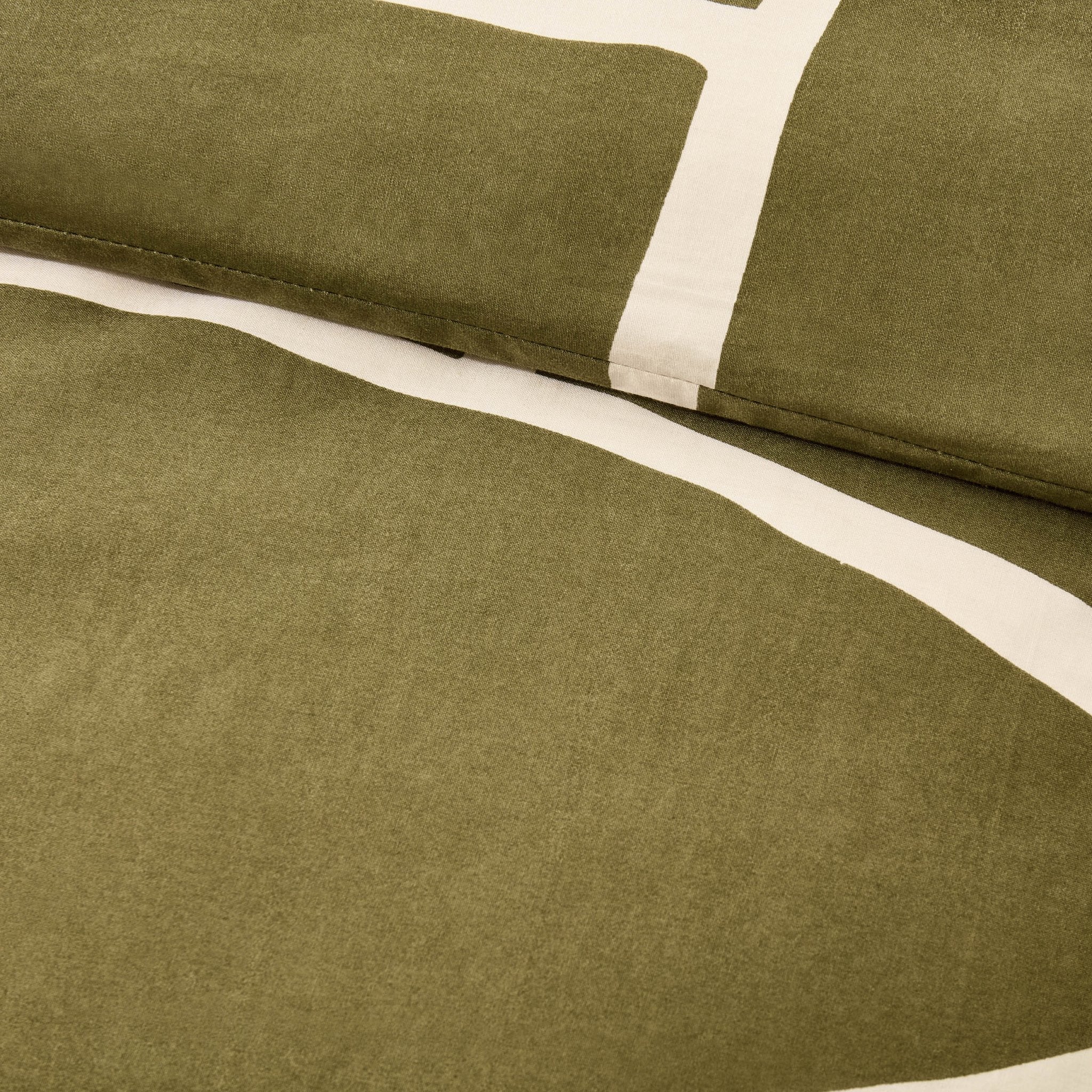Dusklia - Reuben 100% Cotton Tile Print Duvet Cover & Pillowcase Set - Olive
