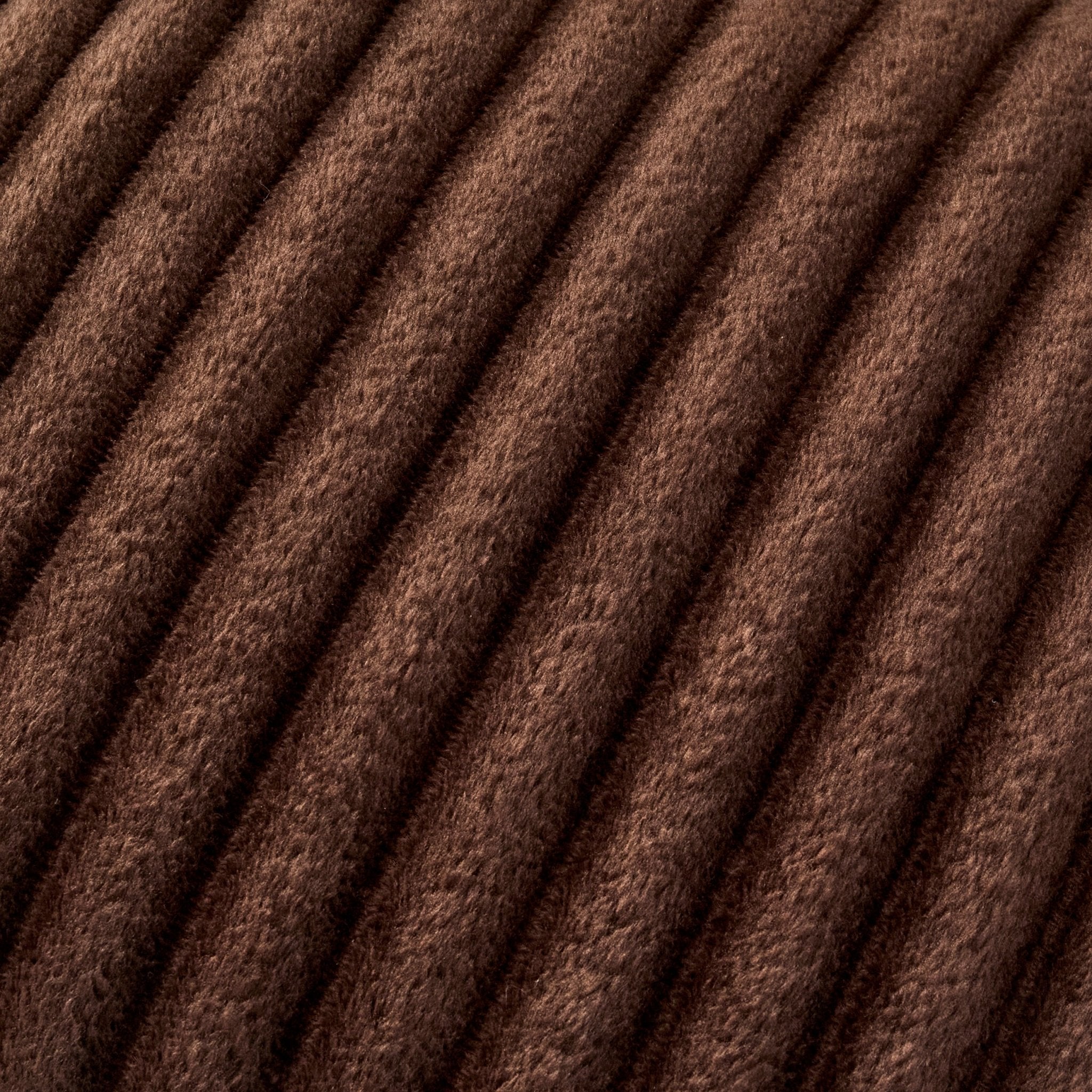 Housse de coussin en fausse fourrure et flanelle côtelée - Chocolat