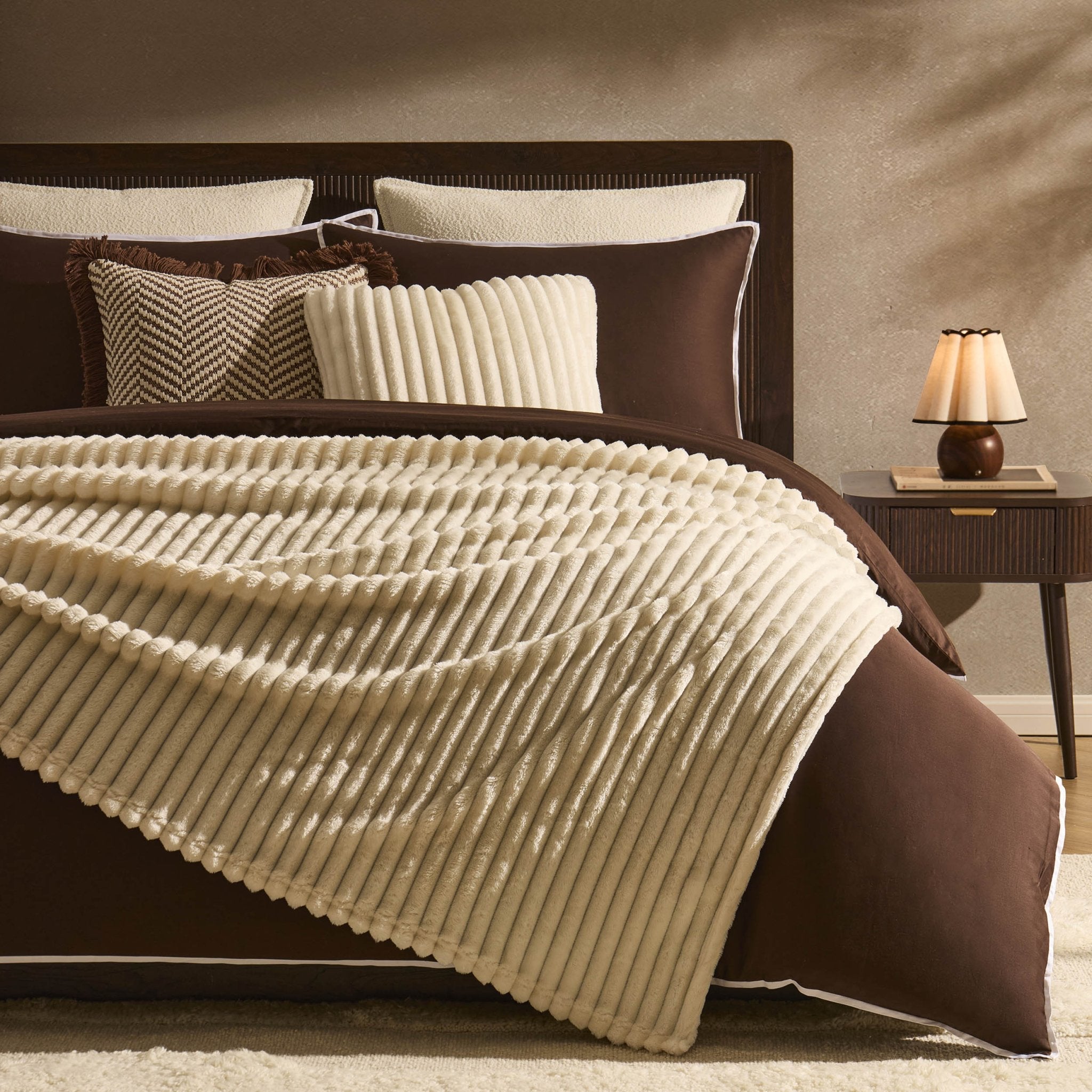 Plaid côtelé en flanelle fausse fourrure - Crème