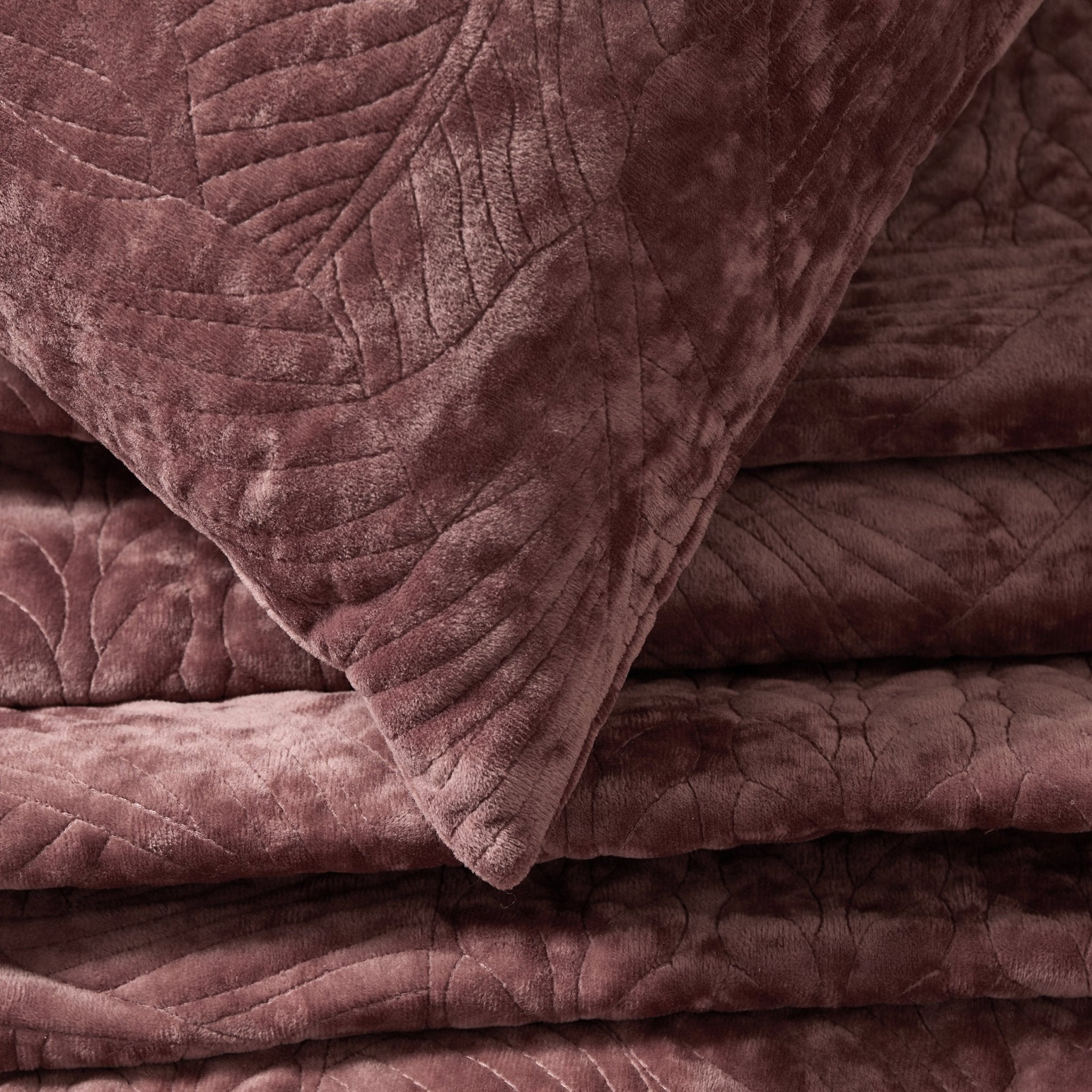 Dusklia - Rome Velvet Greek Matelasse Cushion Cover - Deep Pink