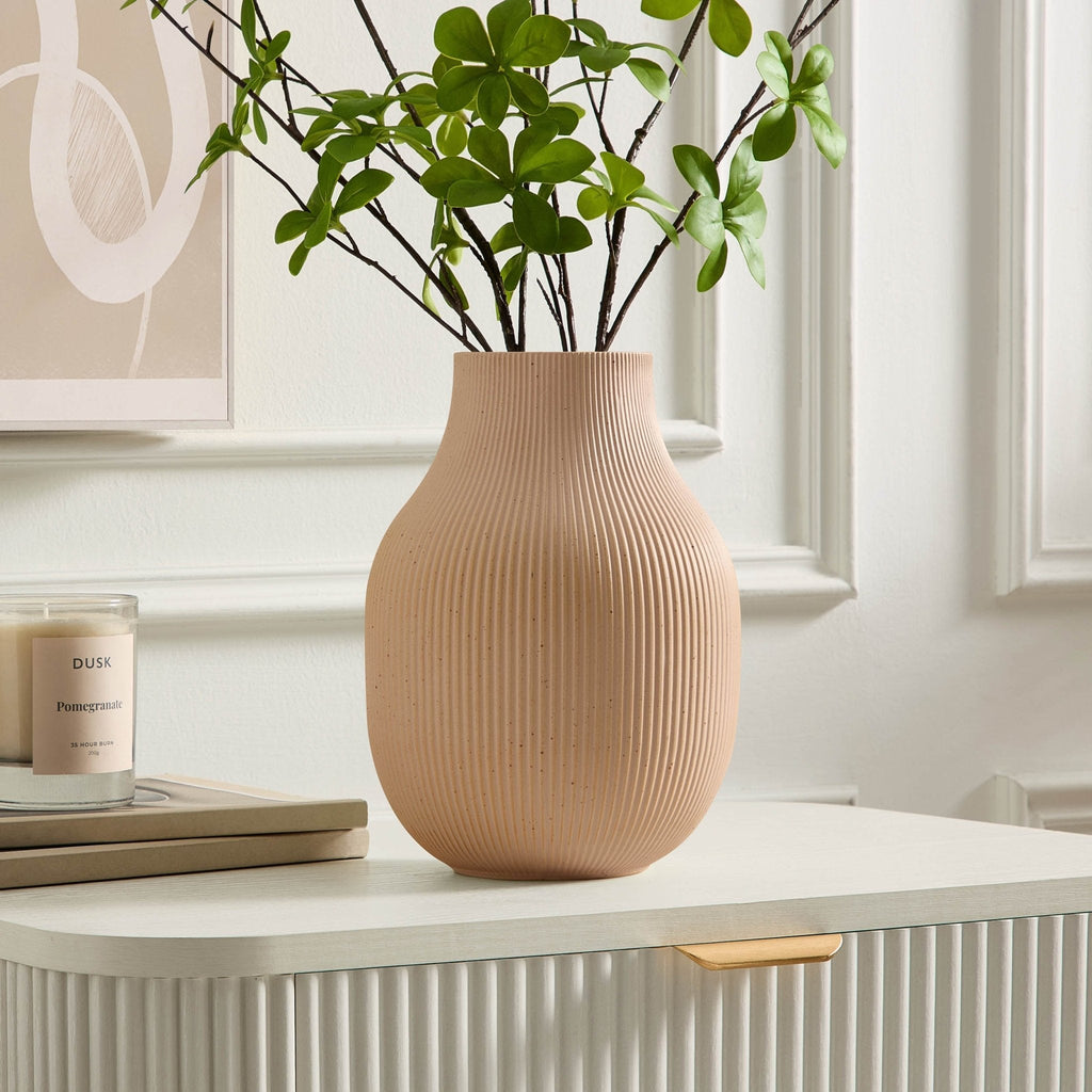 Dusklia - Rose Matt Ribbed Clay Vase - Pink