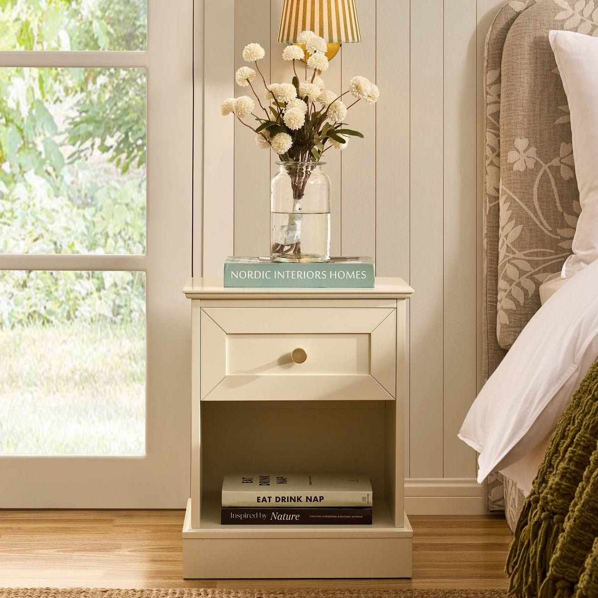 Dusklia - Ruby 1 Drawer Nightstand - Cream