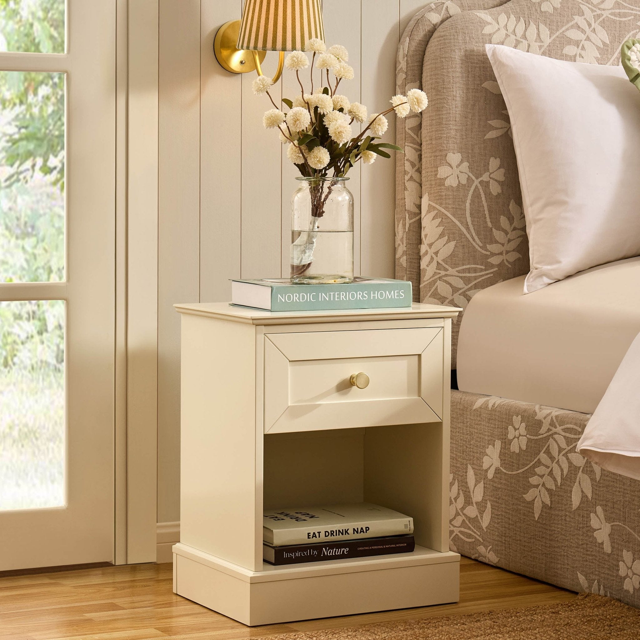 Dusklia - Ruby 1 Drawer Nightstand - Cream
