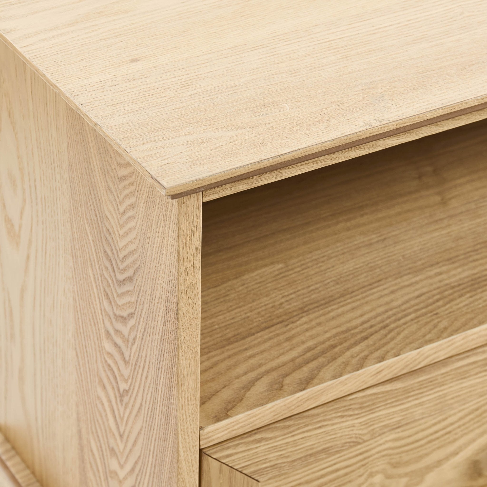 Dusklia - Ruby Corner TV Unit for TVs up to 55- Light Wood