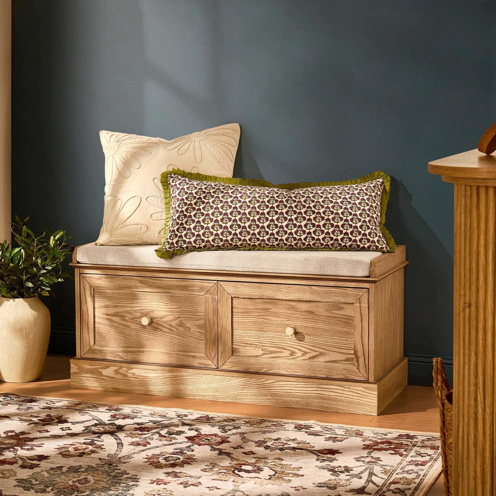 Rangement Ruby avec assise - Bois clair