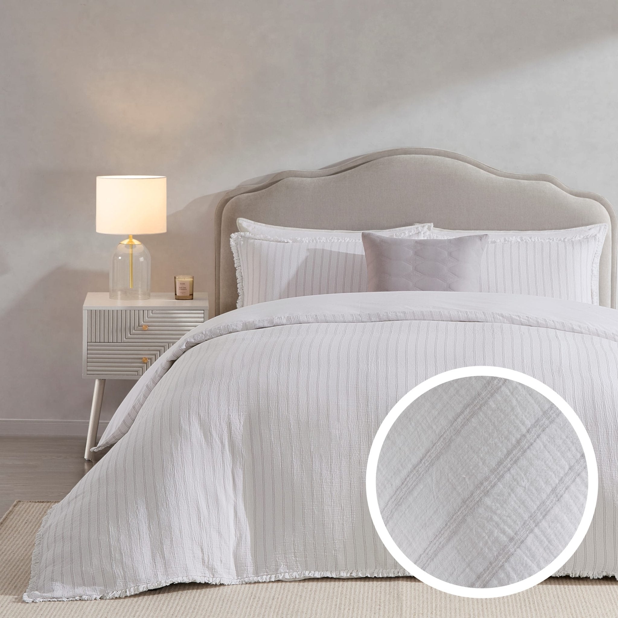 Dusklia - Saffi Stripe Jacquard 200 Thread Count Duvet Cover & Pillowcase Set - White/Grey