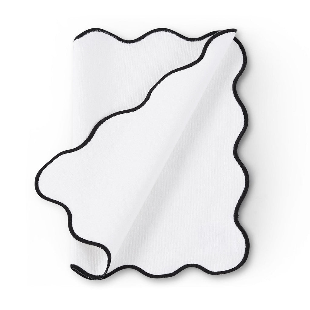 Dusklia - Scallop Edge Set of 4 Placemats - Off White/Black