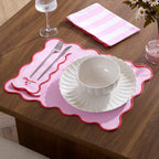 Dusklia - Scallop Edge Set of 4 Placemats - Pink/Red