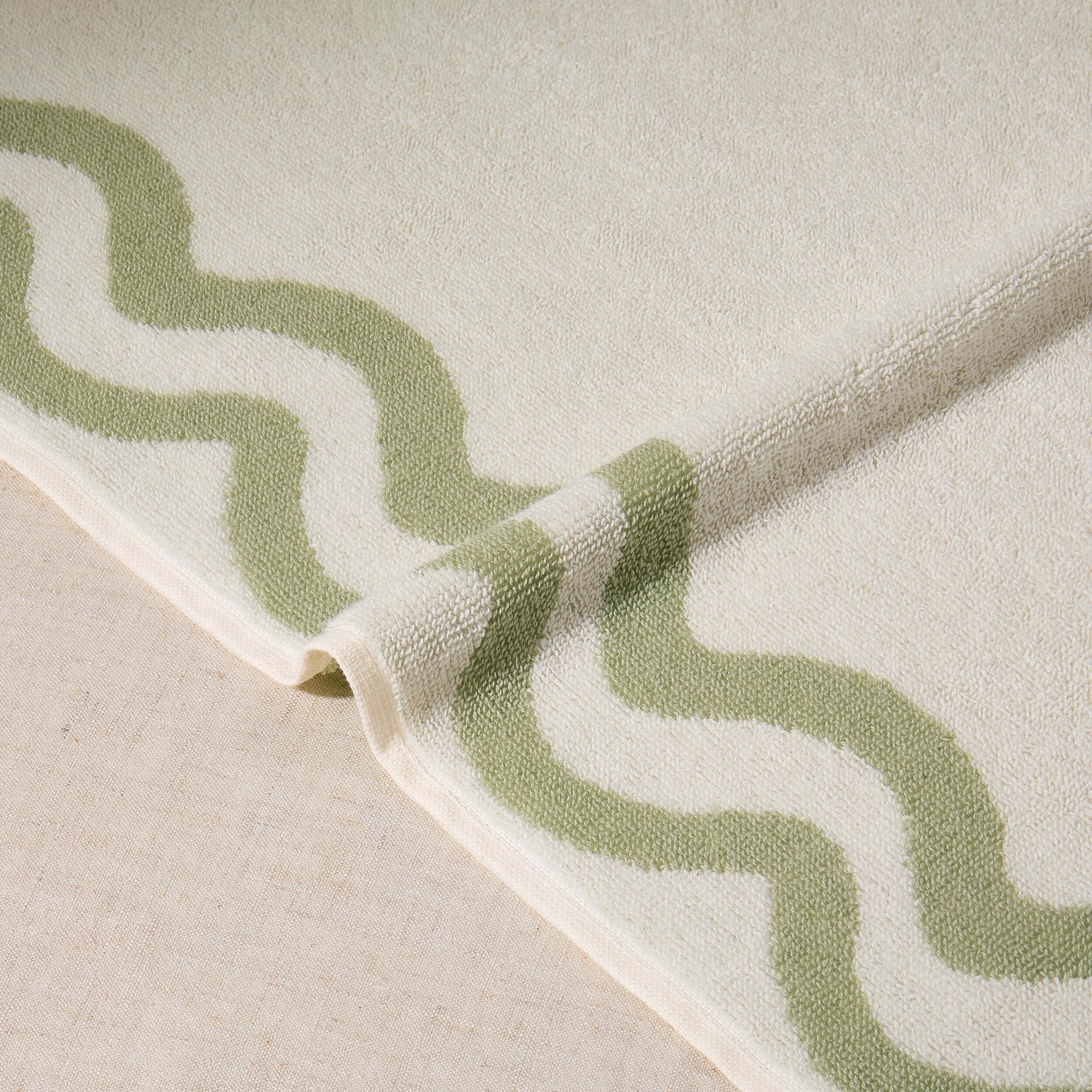 Dusklia - Scalloped Cotton Towels - Off-White/Olive