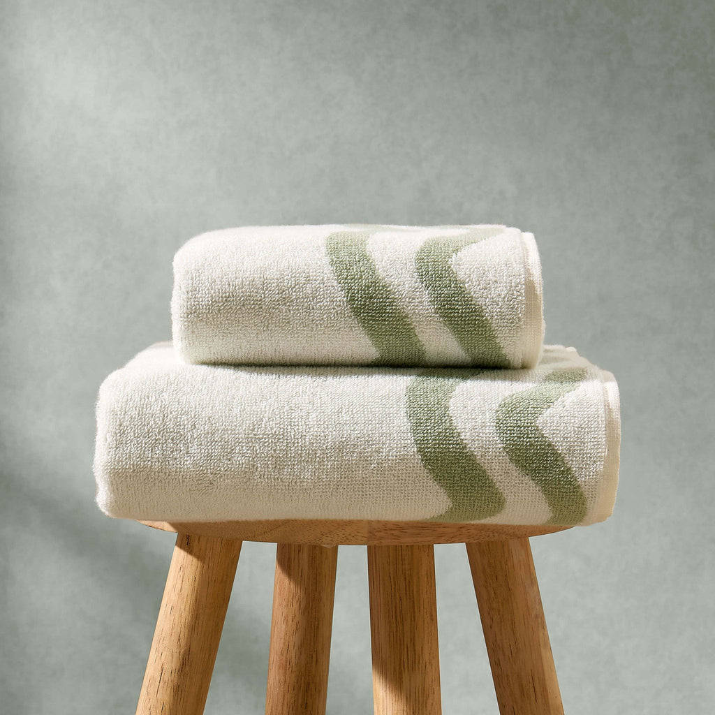 Dusklia - Scalloped Cotton Towels - Off-White/Olive