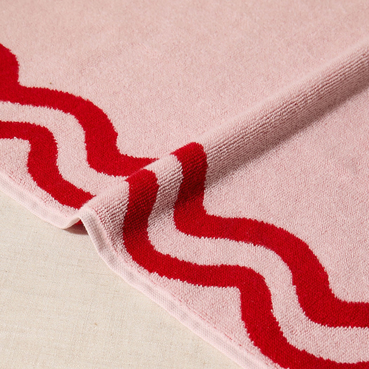 Dusklia - Scalloped Cotton Towels - Pink/Red