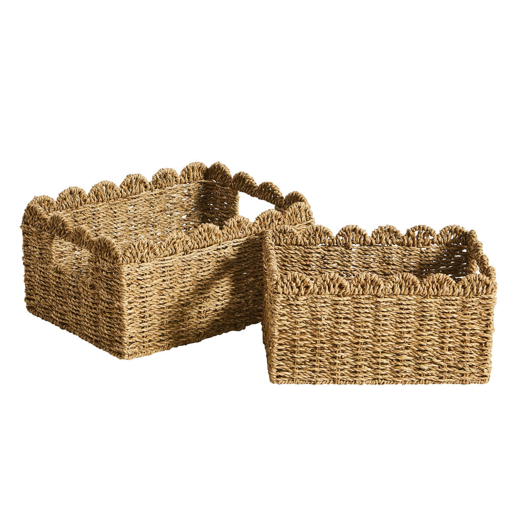 Dusklia - Scalloped Set of 2 Seagrass Baskets - Natural
