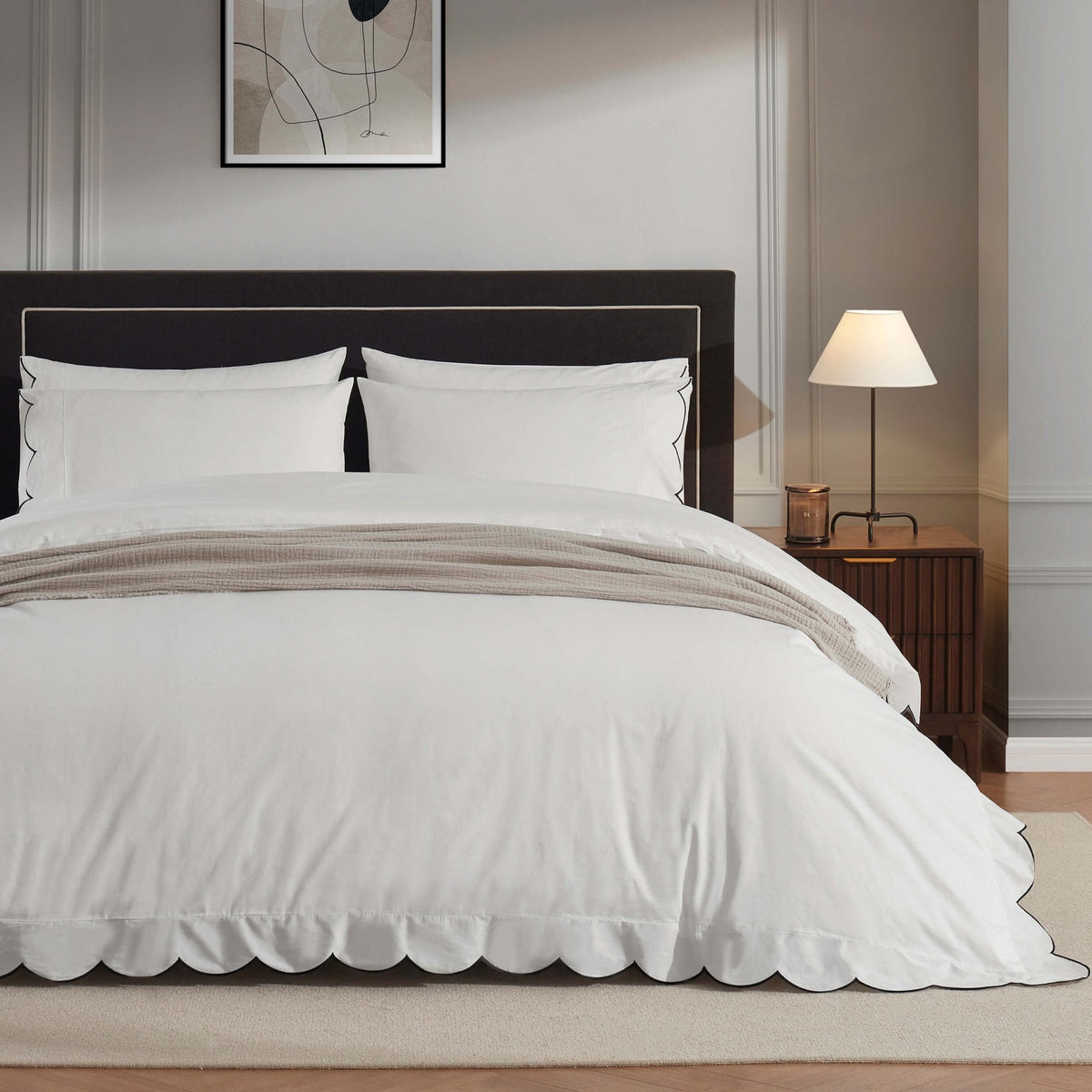 Dusklia - Pair of Simone Scallop Embroidered Edge Classic Pillowcase - Off White/Black