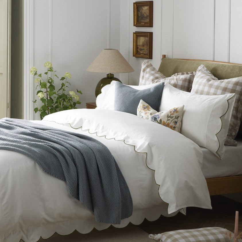Dusklia - Simone 220 Thread Count Scallop Embroidered Edge Duvet Cover - Off White/Olive