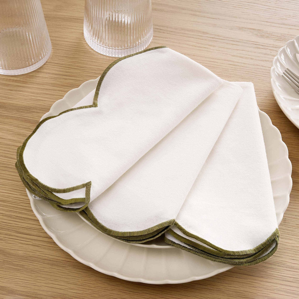 Dusklia - Simone Set of 4 Scallop Edge Napkins - Off White/Olive