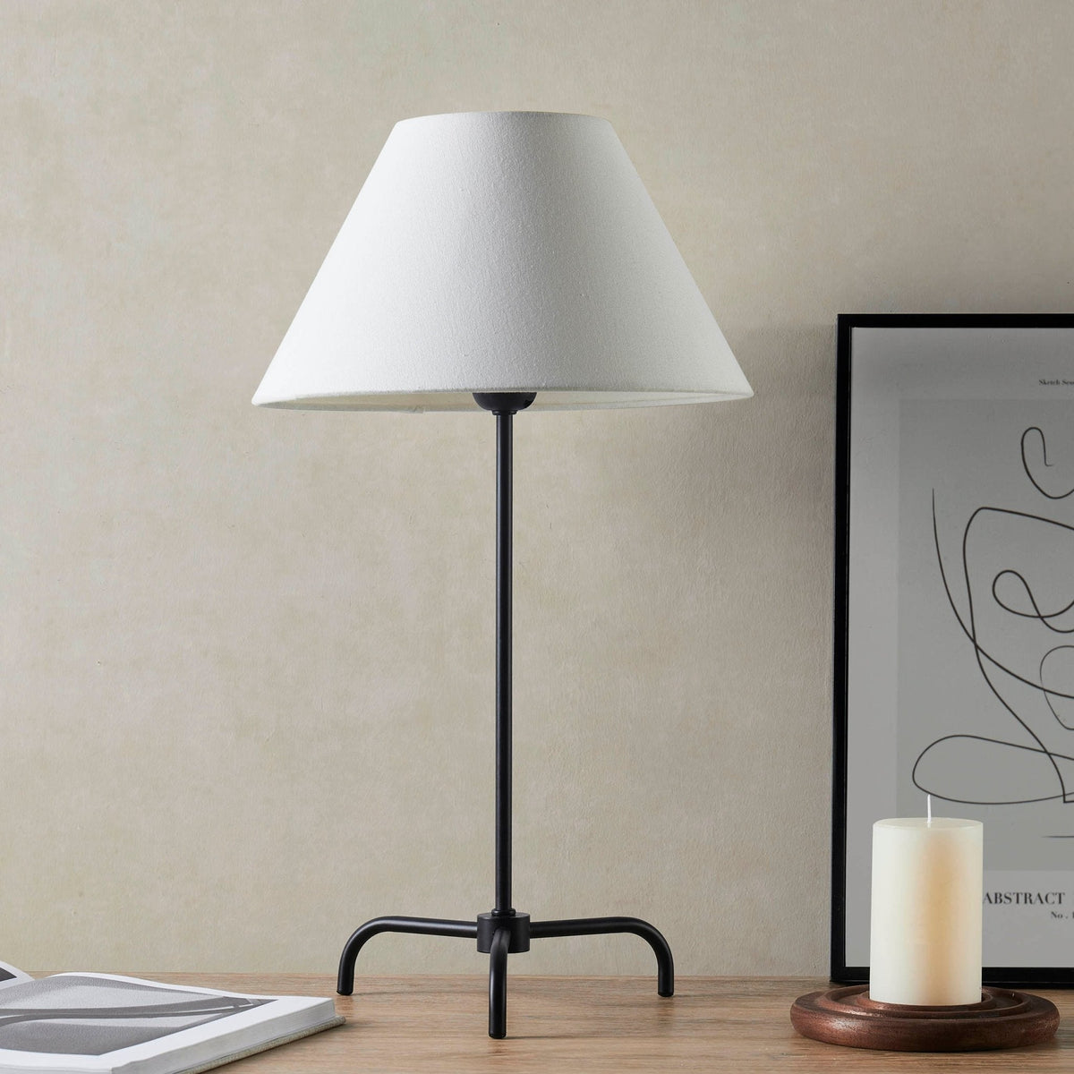 Dusklia - Sisu Minimalist Table Lamp - Black/White
