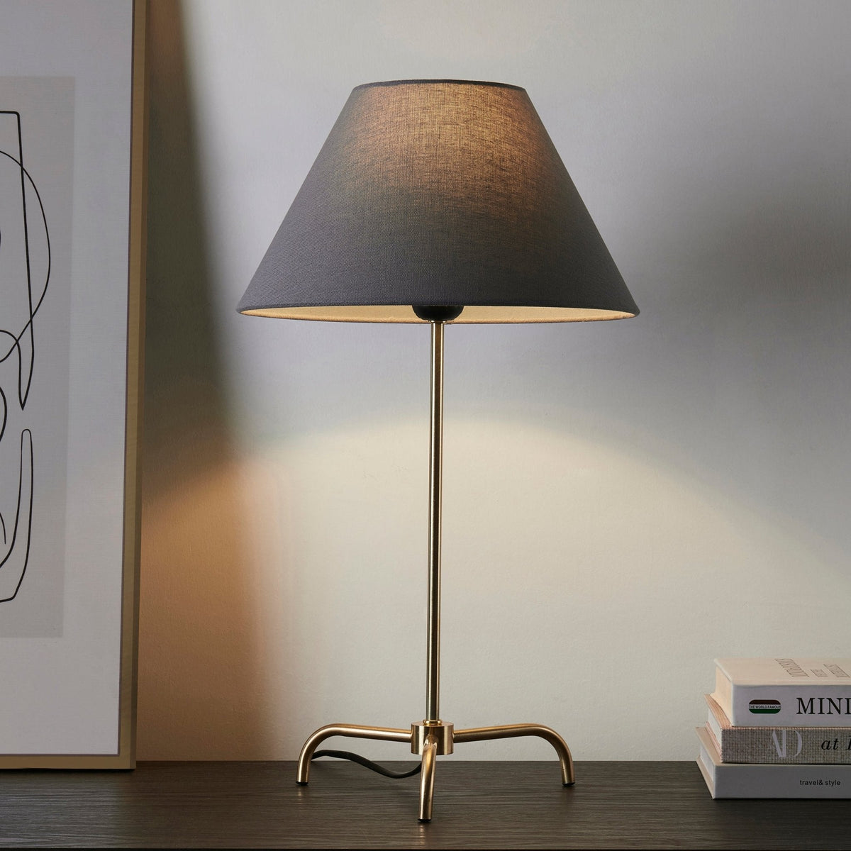 Dusklia - Sisu Minimalist Table Lamp - Brass/Grey