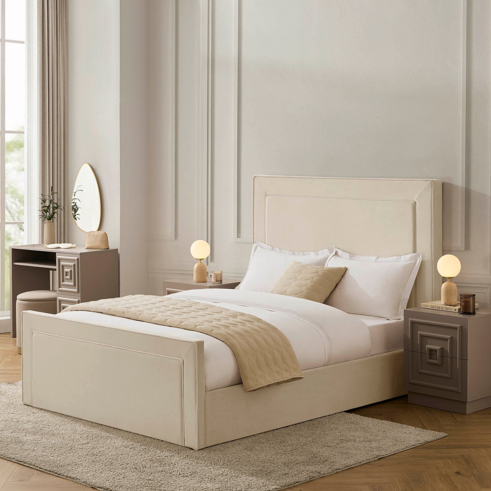 Dusklia - Sorrento Ottoman Storage Bed - Ecru/White