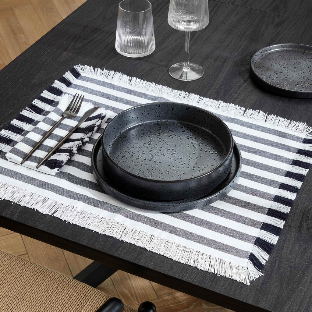 Dusklia - Stripe Set of 4 Fringed Edge Placemats - Navy