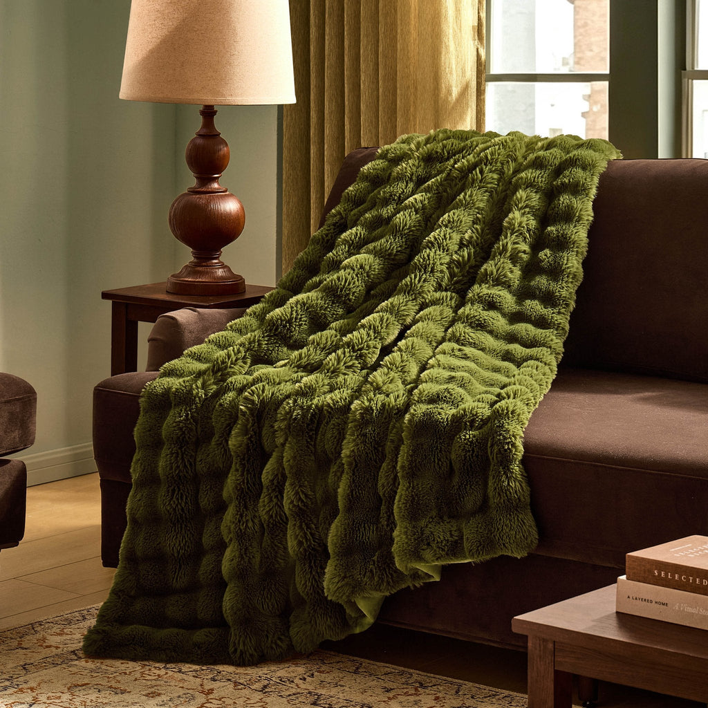 Plaid de canapé super doux en fausse fourrure à pompons – Vert