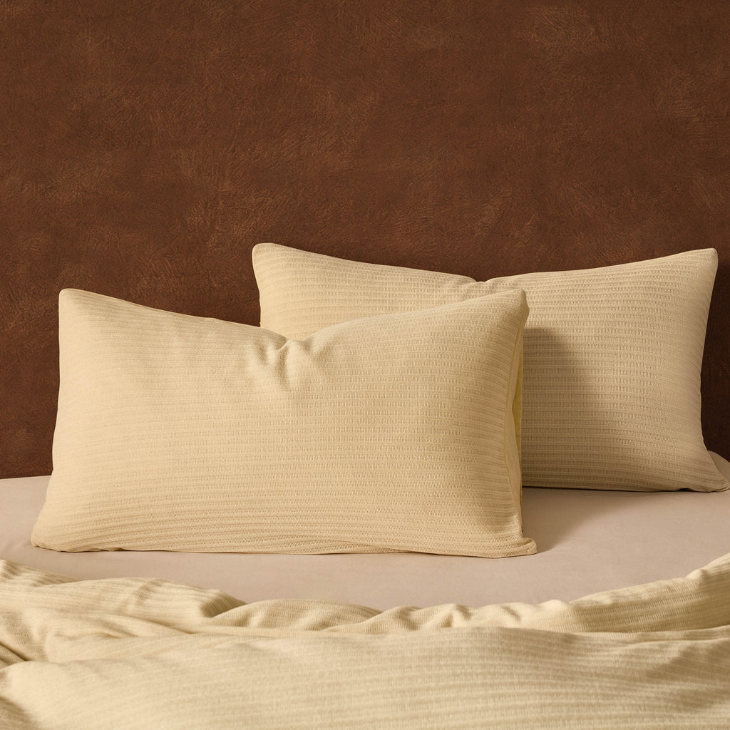 Dusklia - Super Soft Jacquard Chenille Duvet Cover & Pillowcase Set - Cream